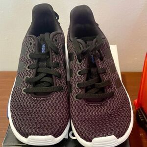 KID'S SNEAKERS WITH CLASSIC ADIDAS STYLE